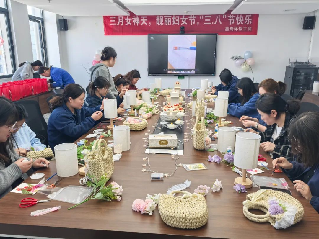 1742884232124728.jpg 1742884232124728.jpg